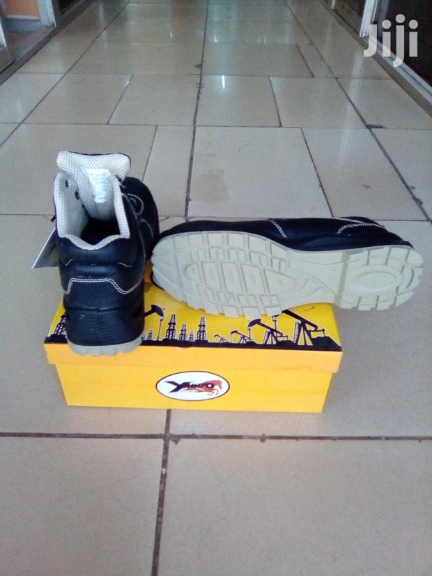 Yamato Quality Safety Shoe - thumbnail 3