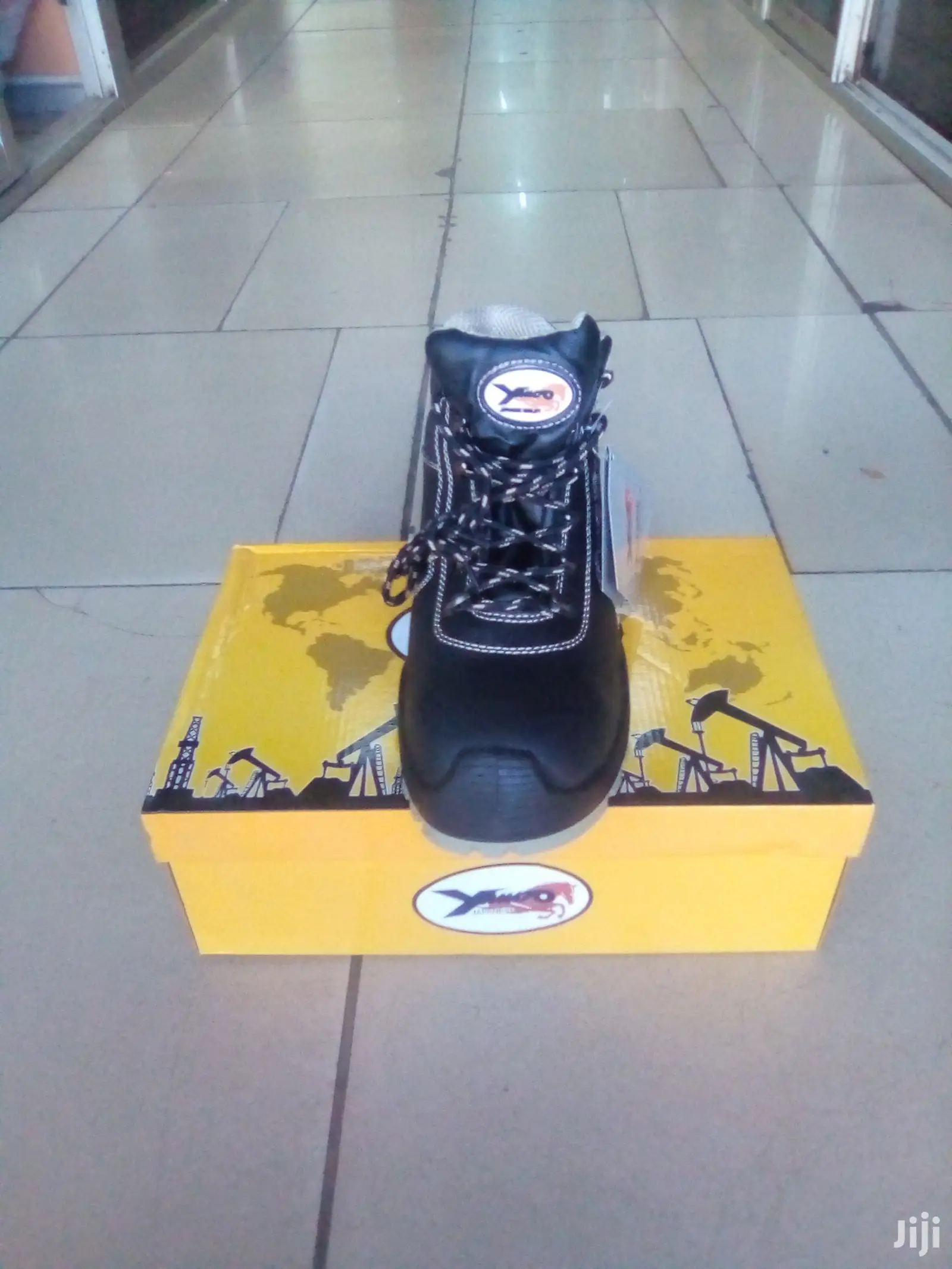 Yamato Safety Work Shoe