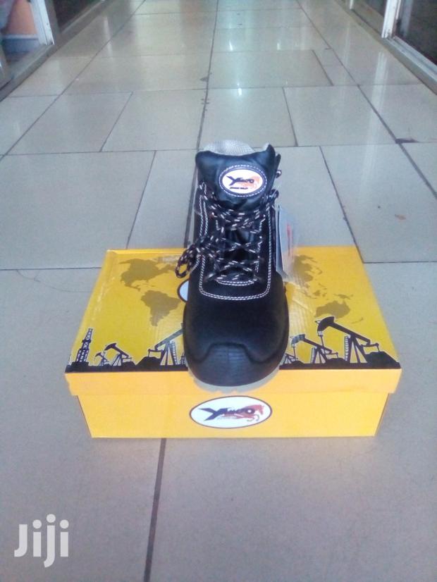 Yamato Safety Work Shoe - main view