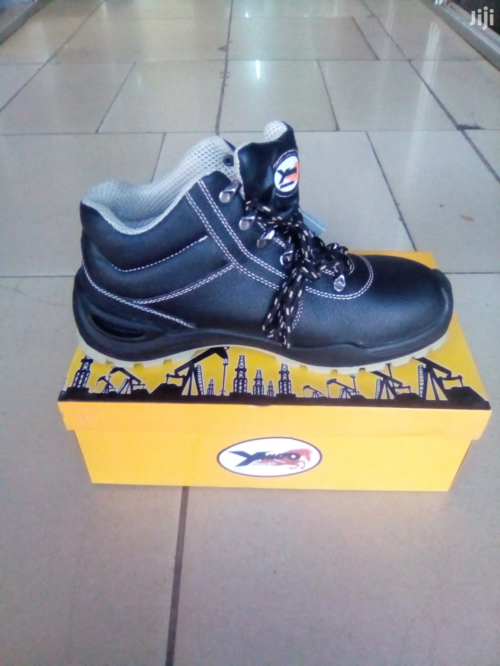 Yamato Safety Work Shoe