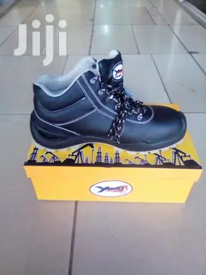 Yamato Safety Work Shoe