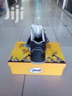Yamato Safety Work Shoe