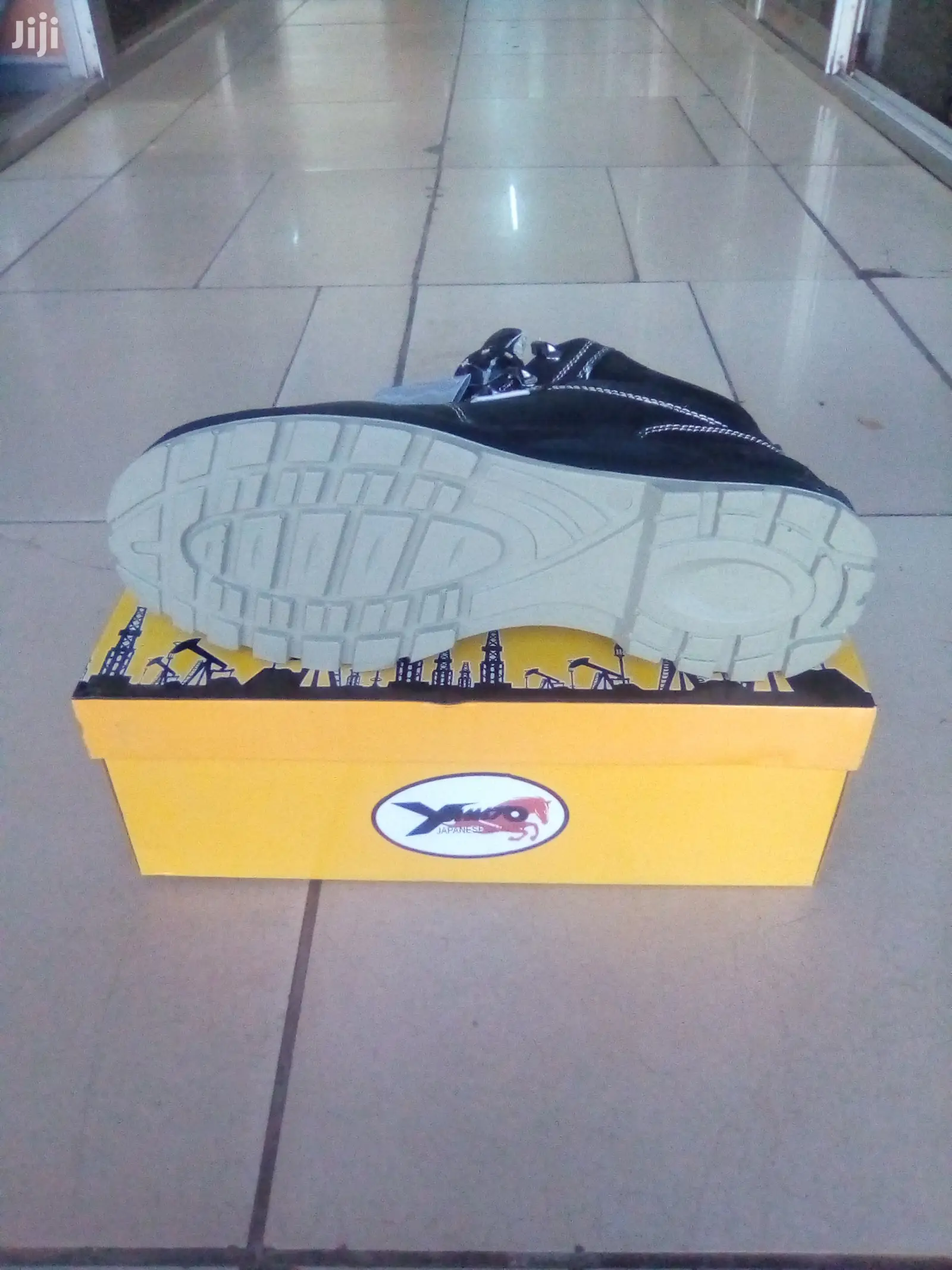 Yamato Safety Work Shoe