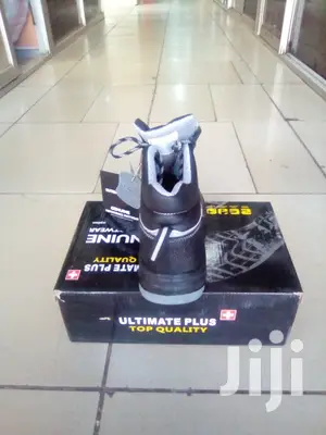 Ultimate Plus Work Safety Shoe