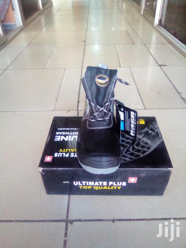 Ultimate Plus Work Safety Shoe - thumbnail 4
