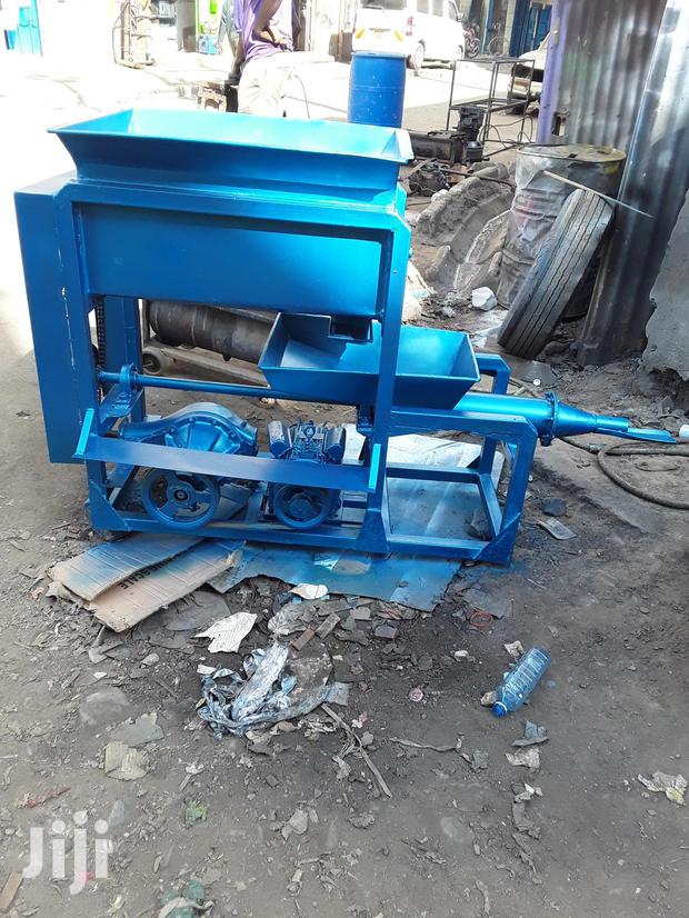 New Briquette Making Machine - thumbnail 2