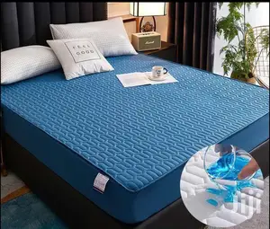 Coloured Mattress Protector _6*6
