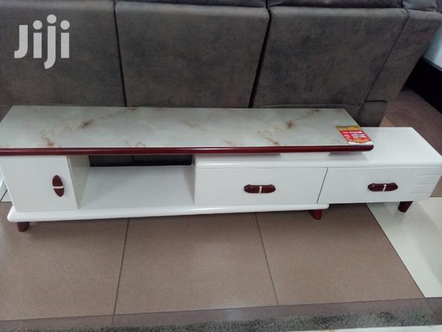 Executive Extendable TV Stand