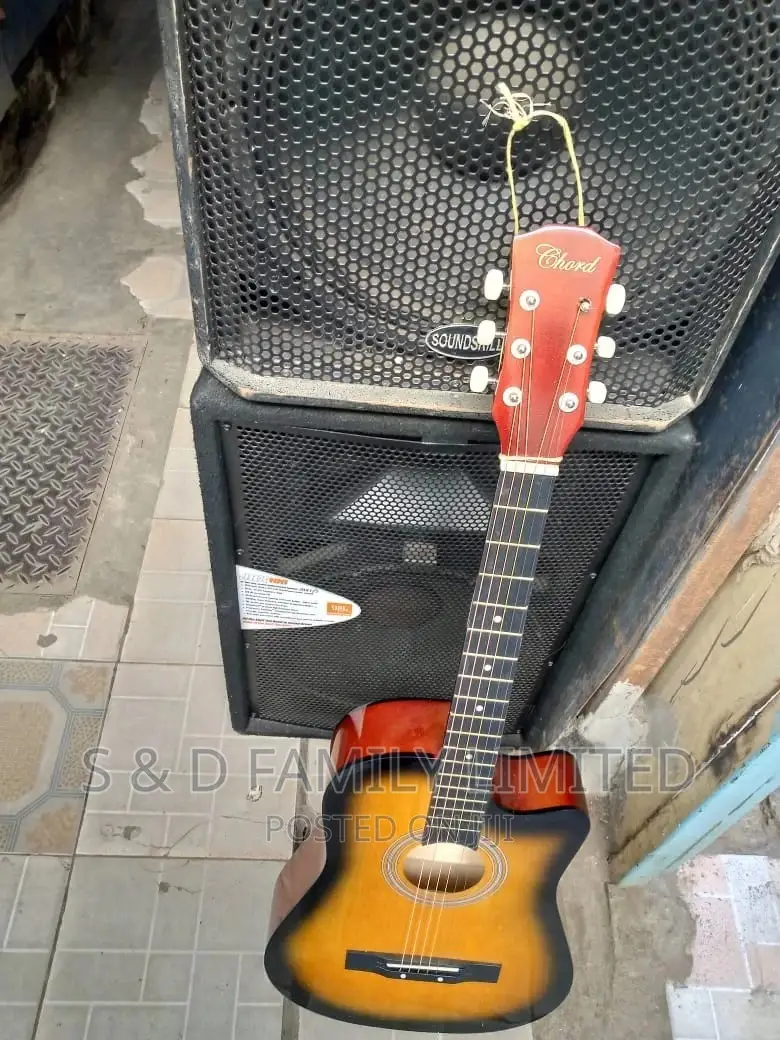 Acoustic Guitar Size 38