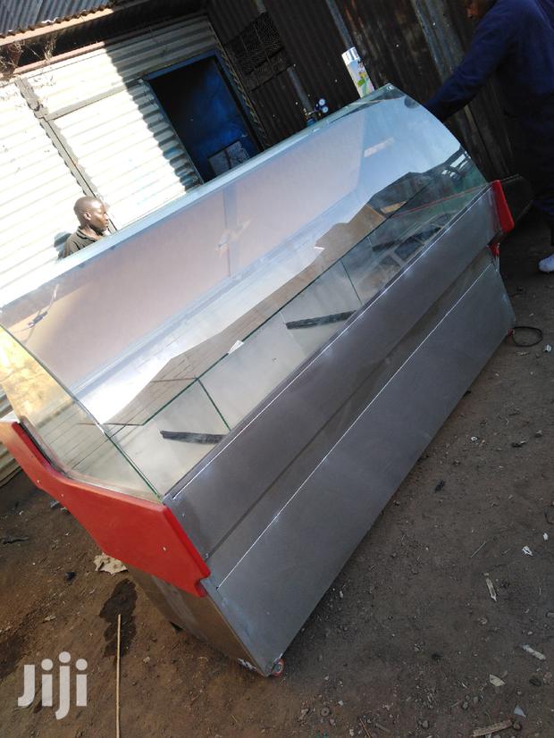 Premium Local Executive Curved Glass Meat Display Chiller