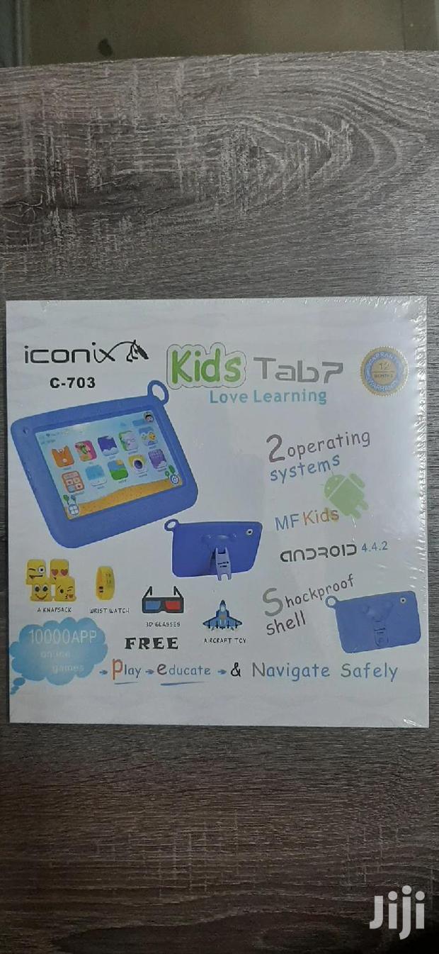 New Tablet 32 GB Blue - main view