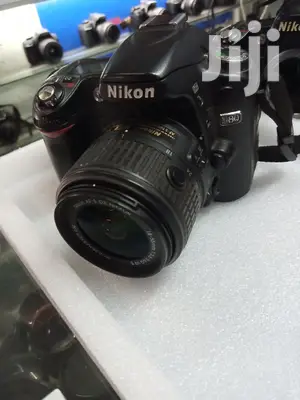Nikon D80 Pro DSLR Camera With 32GB Card