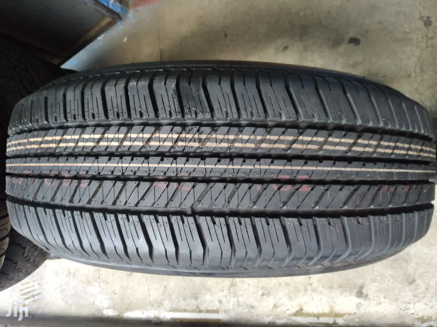 Bridgestone Tires Sizes 265/65r17 H/T.