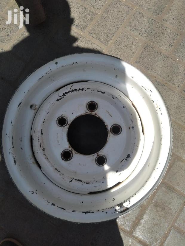 Original Rim for Landrover Size 16 Inch Tubeless.