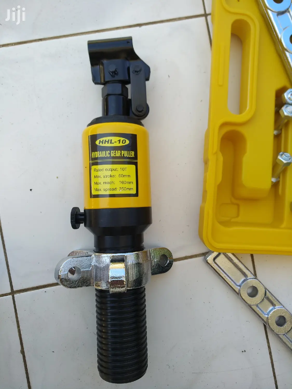 Hydraulic Gear Puller Max Spread of 250mm