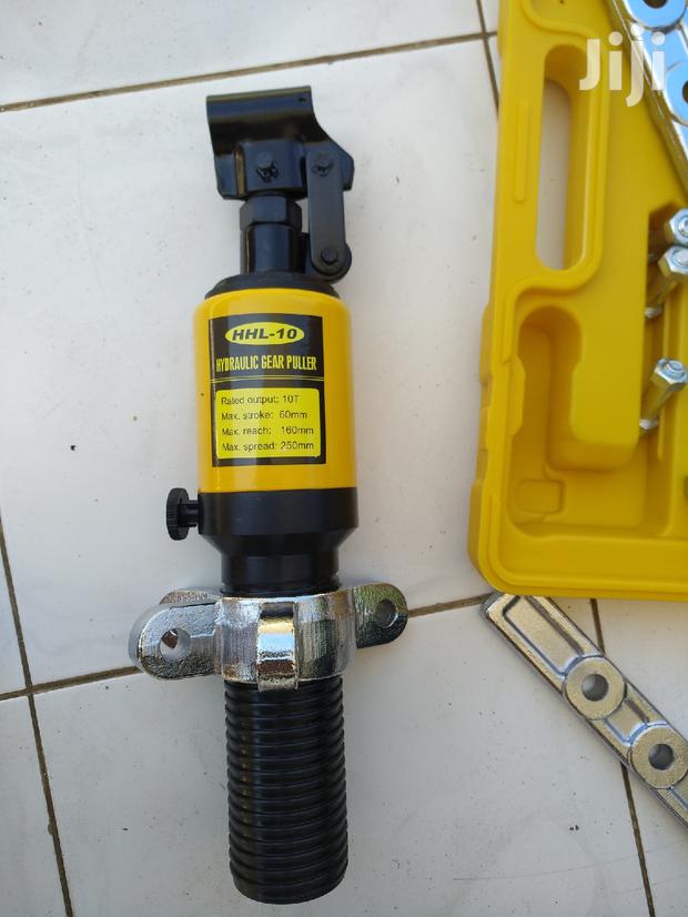 Hydraulic Gear Puller Max Spread of 250mm - thumbnail 9