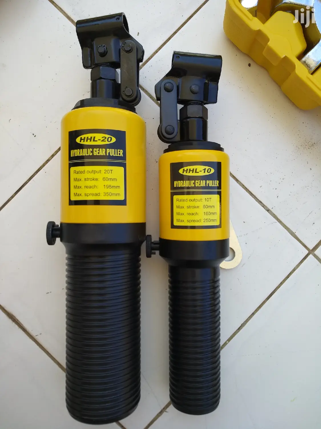 Hydraulic Gear Puller Max Spread of 350mm