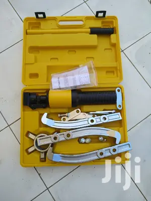 Hydraulic Gear Puller Max Spread of 350mm