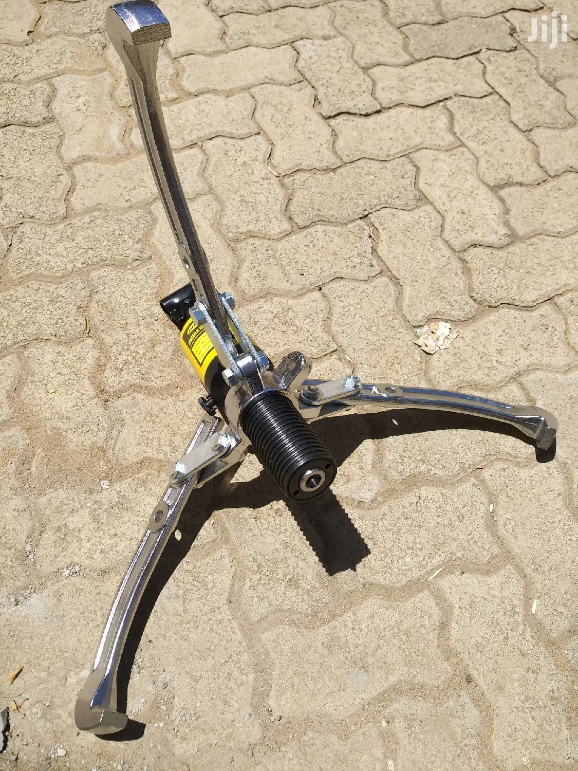 Hydraulic Gear Puller Max Spread of 350mm