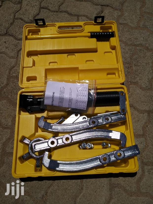 Hydraulic Gear Puller Max Spread of 250mm - thumbnail 3