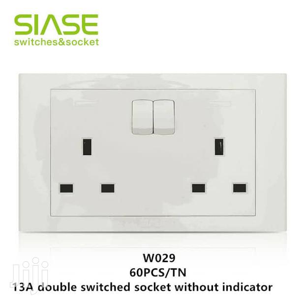 Single Socket 15a - thumbnail 5
