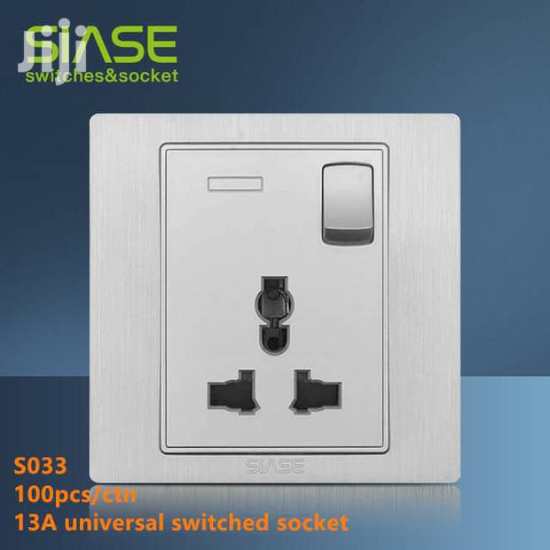 Single Socket 15a - thumbnail 8