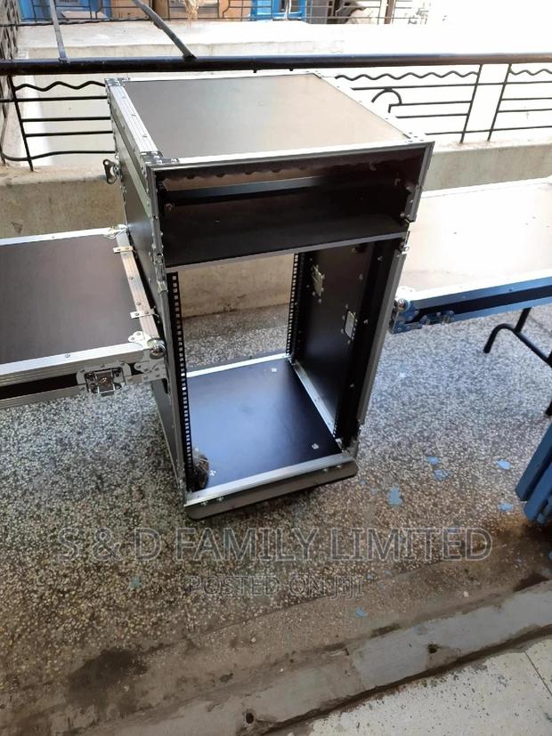 16U Closed Sound Rack - thumbnail 6