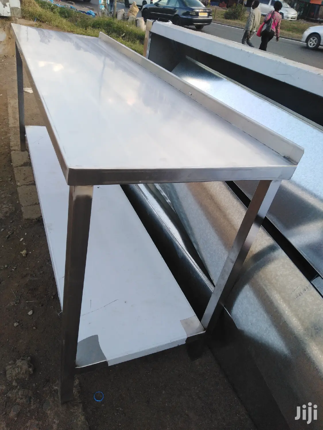 Stainless Steel Kitchen Worktable 2M With Undershelf