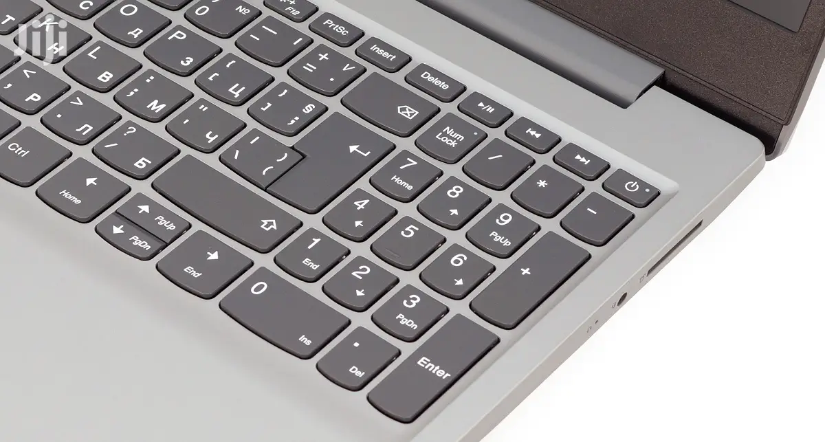 New Laptop Lenovo IdeaPad S145 8GB Intel Core I7 HDD 1T