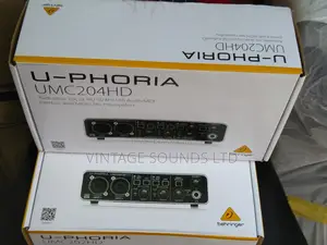 Behringer USB Audio Interface Sound Card Umc 204