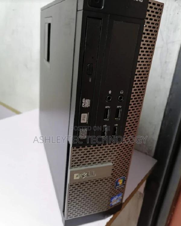 Desktop Computer Dell Aurora R9 4GB Intel Core I3 HDD 500GB - main view