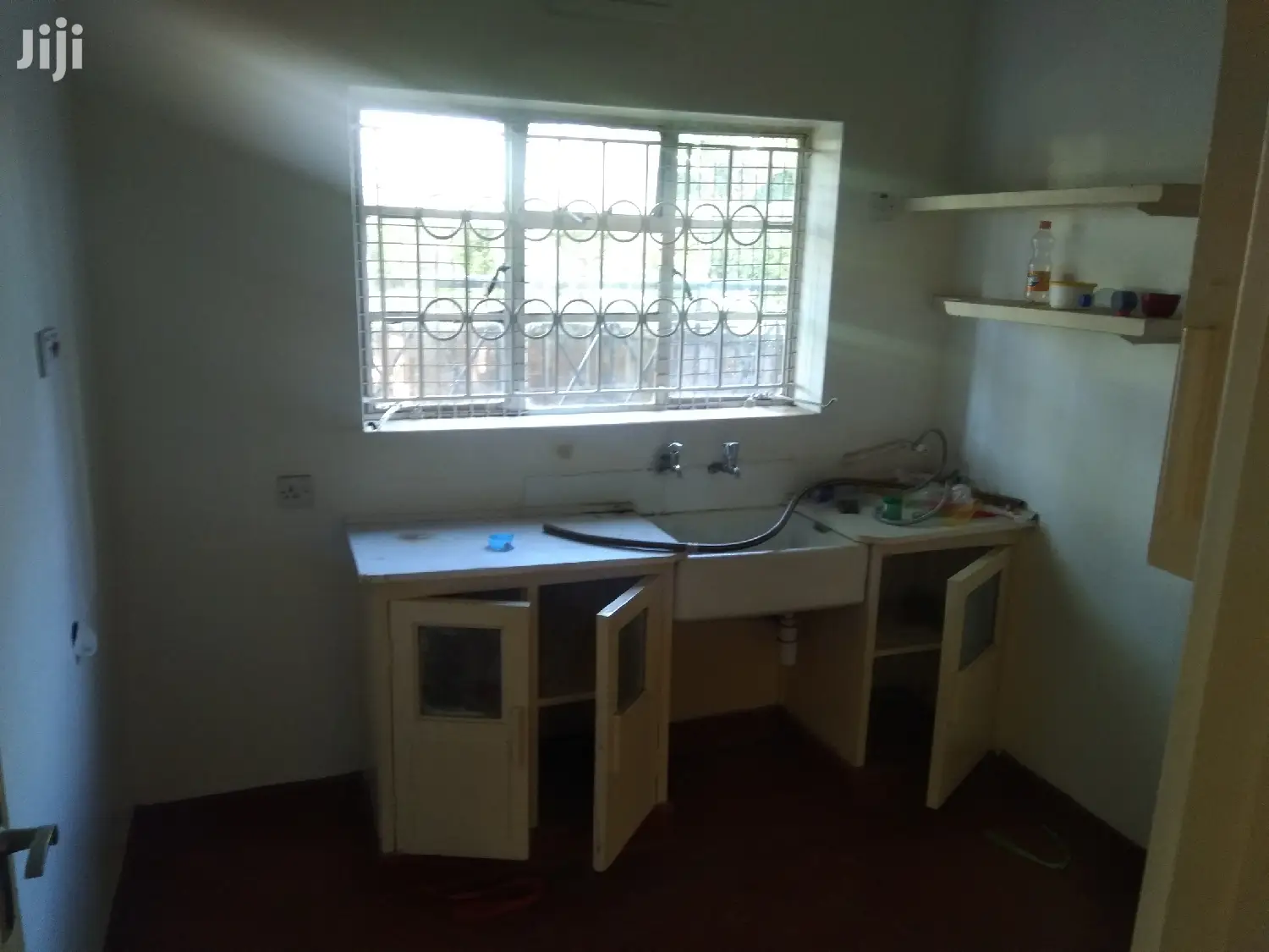 Exactive 1bedroomed Apartment to Let