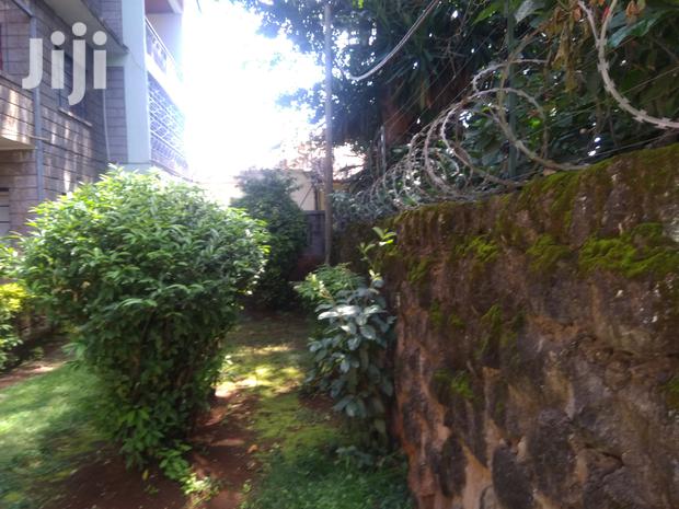 Exactive 1bedroomed Apartment to Let - thumbnail 5