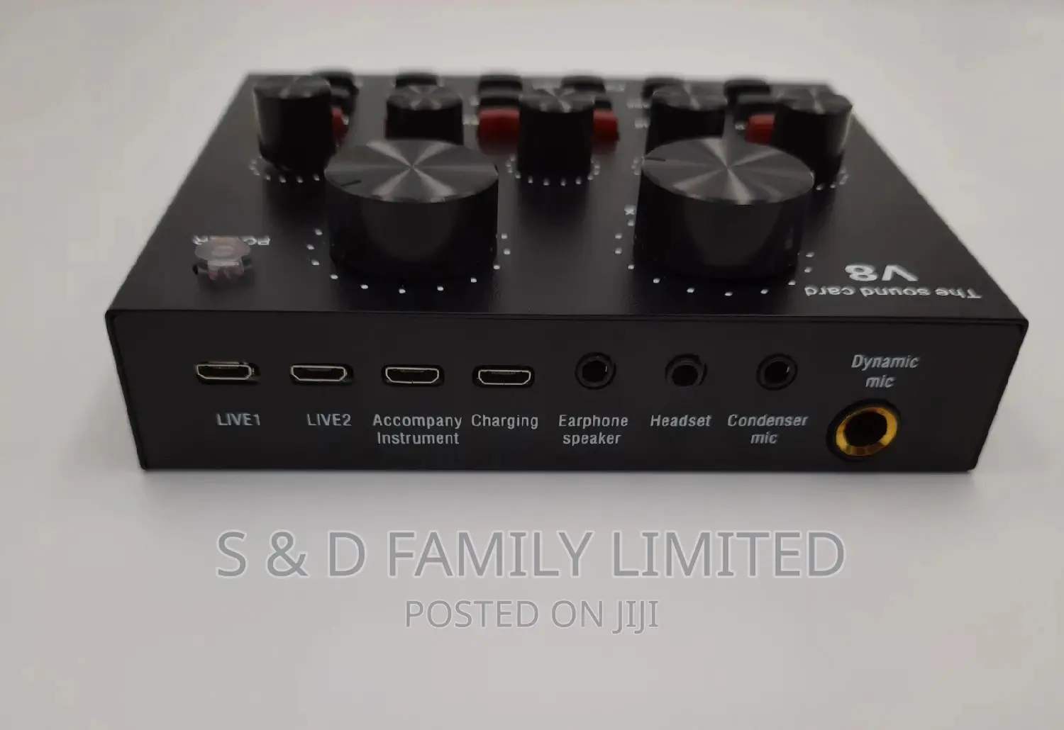 V8 Studio Soundcard Set