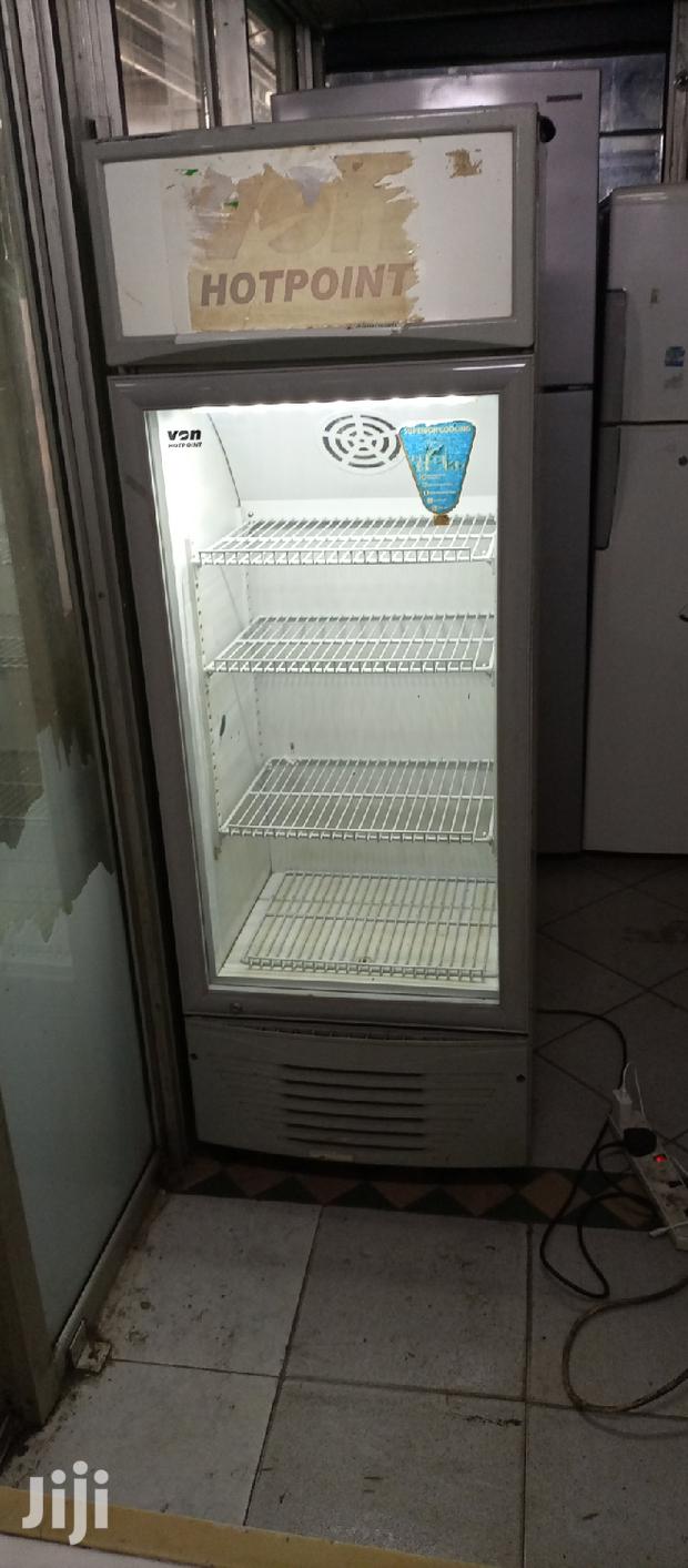 VON HOTPOINT Display Fridge