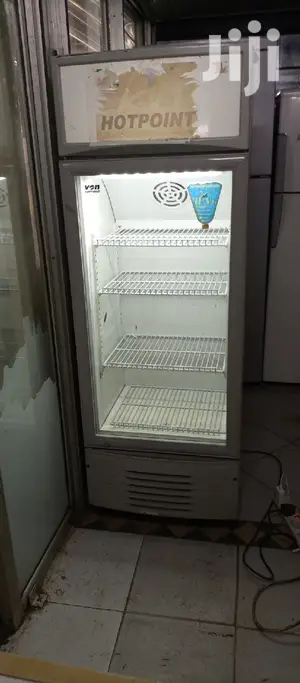 VON HOTPOINT Display Fridge