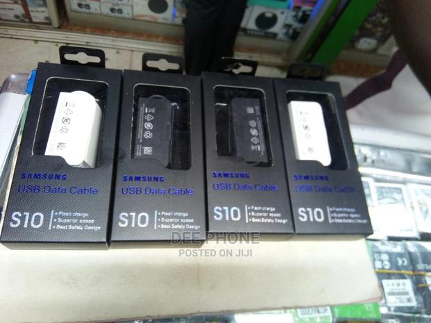 Samsung S10 USB Cable - main view