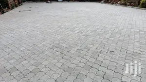 High Quality Paving Blocks/ Cabros