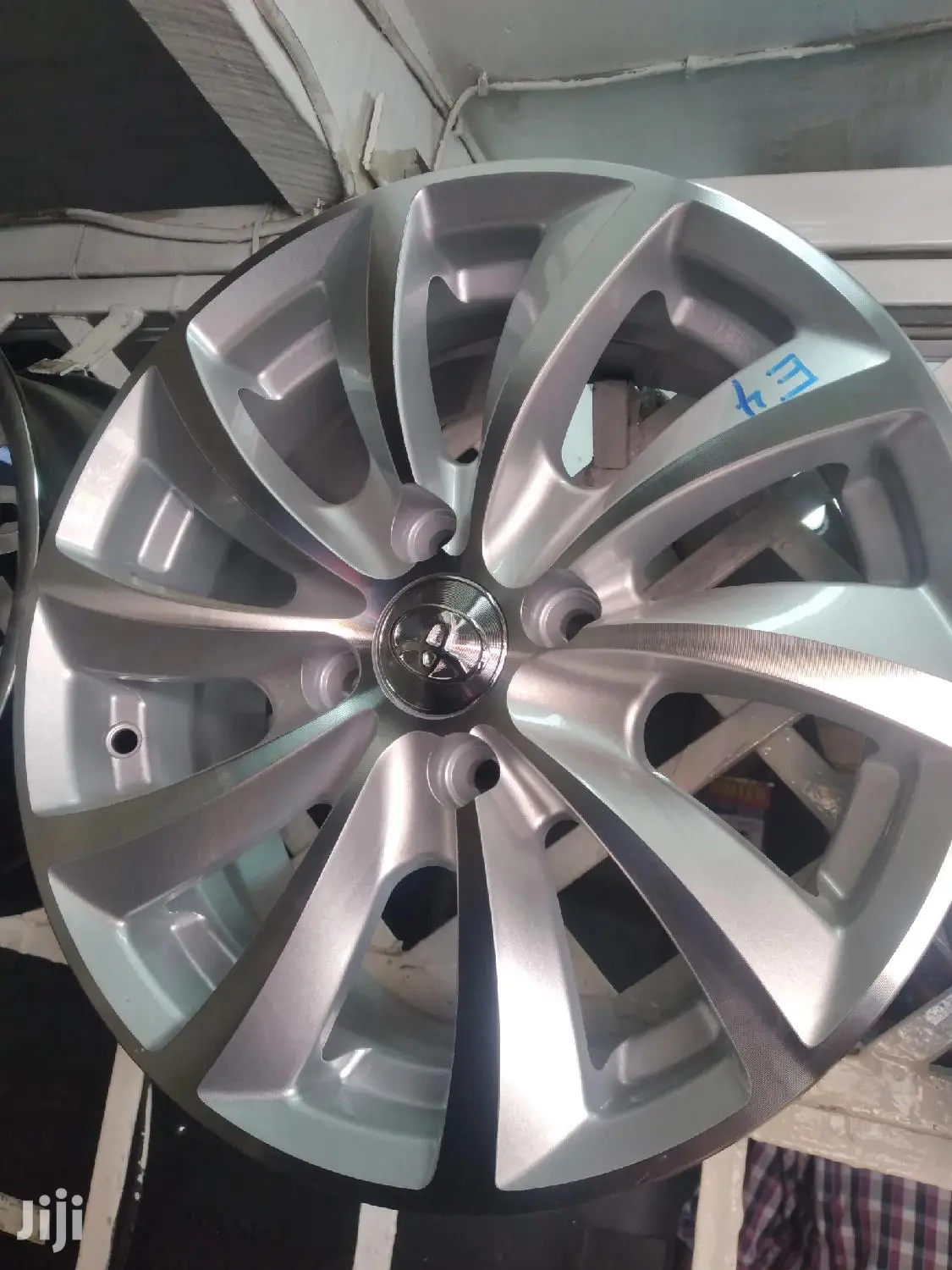 Alloy Rims Set Size 14 Inch 4 Holes Free Fiting and Delivery