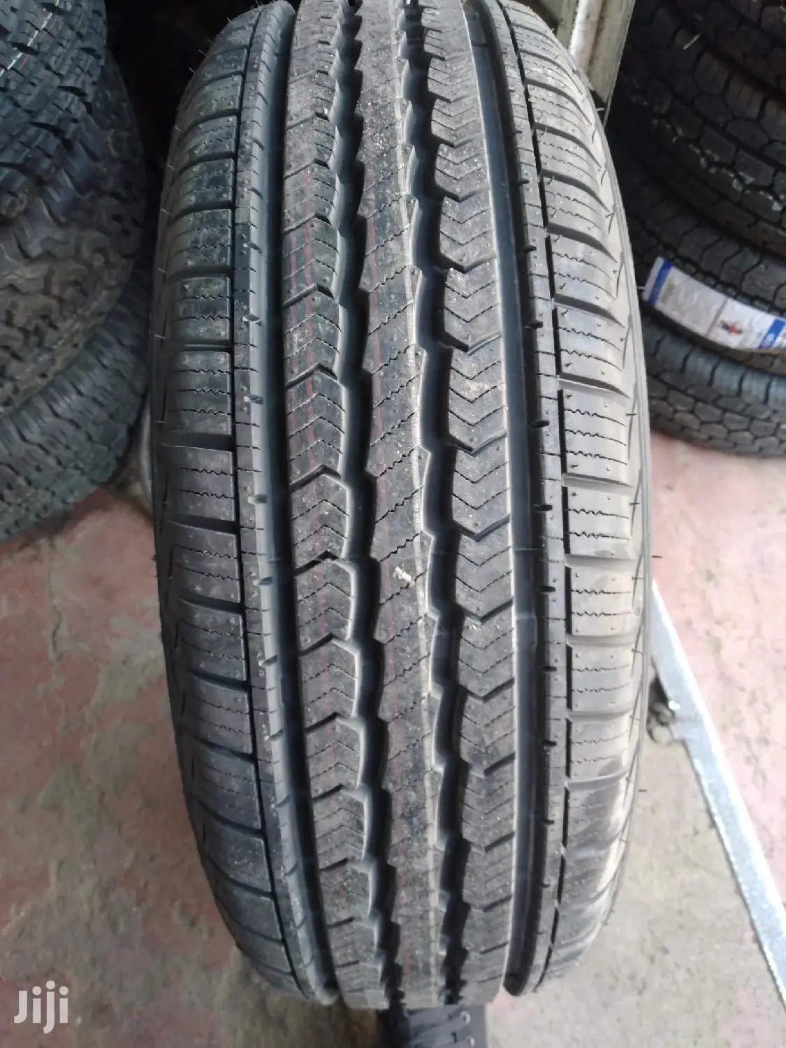 Mirage Tires Sizes 225/60r17 H/T.