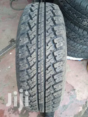Maxtrek Tires Sizes 215/70r16 A/T.