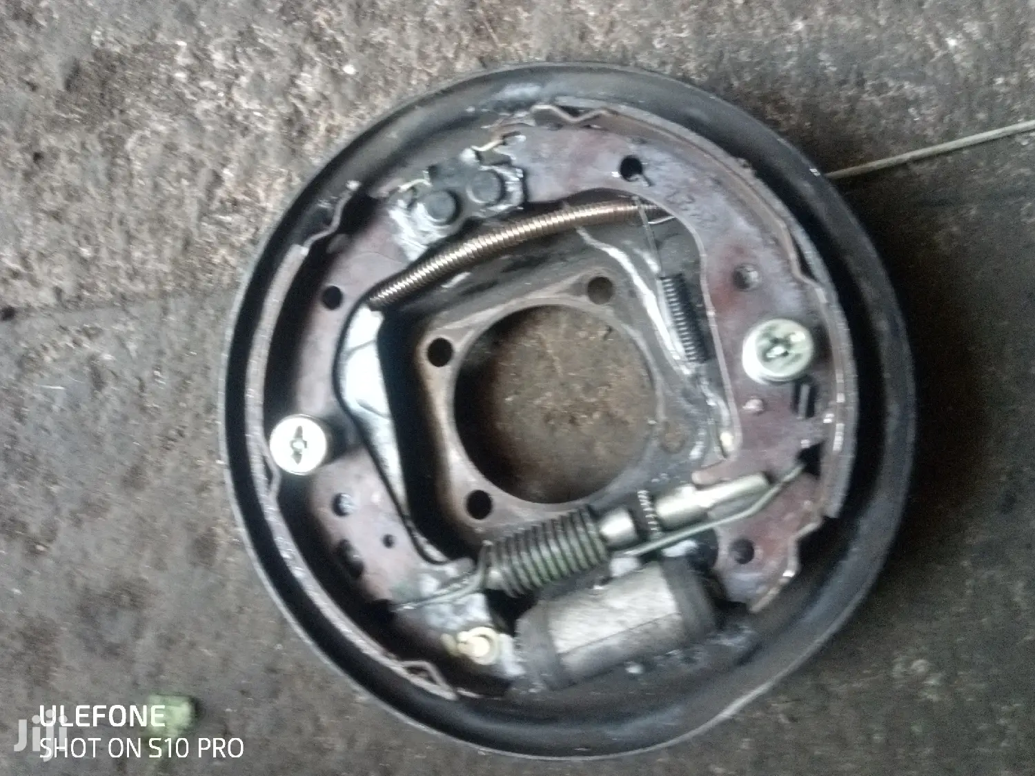 Lining, Wheel Cylinders and Back Plates