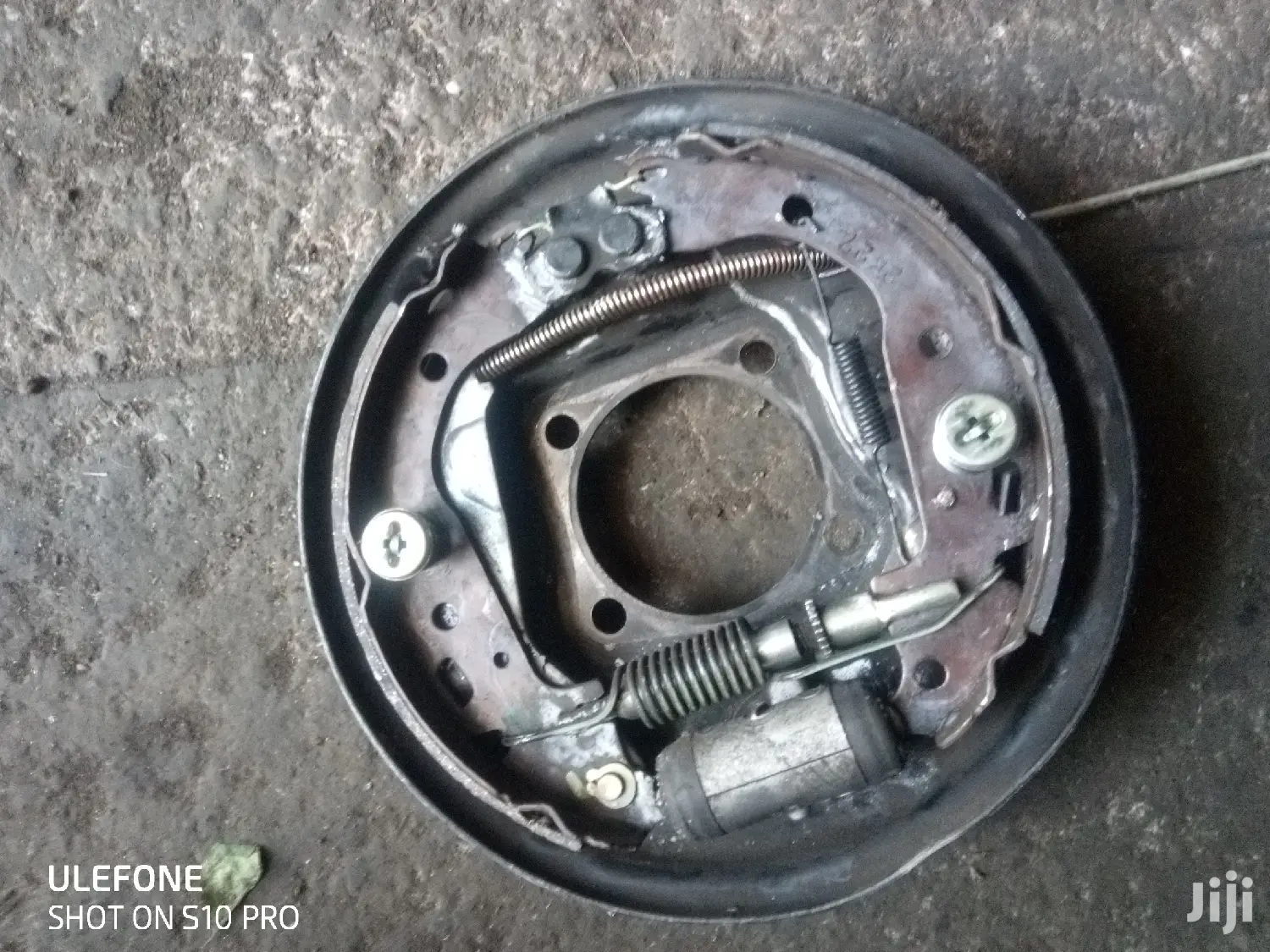 Lining, Wheel Cylinders and Back Plates