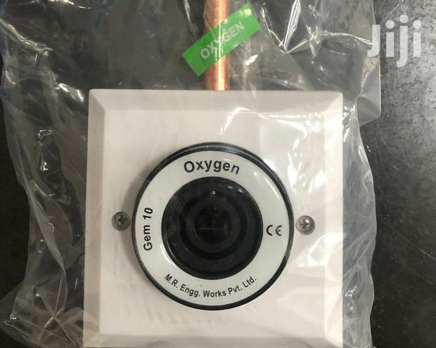 Oxygen Outlet - main view