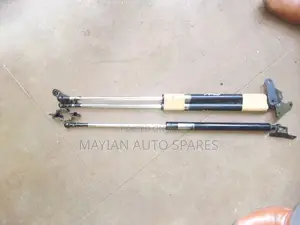 Boot Shocks for Honda Airwave.