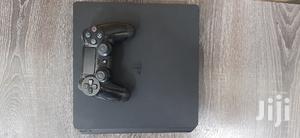 Black Slim Ps4 CONSOLE - thumbnail 2