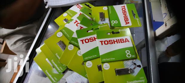 Toshiba Metallic USB Flash Drive.