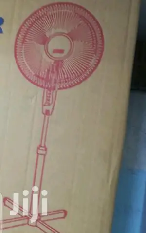 Performing Stand Fan
