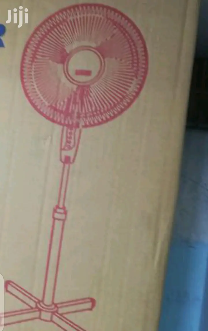 Performing Stand Fan