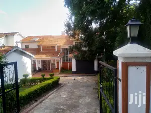 7bedroomed Spacious Maisonette,1br Dsq to Let Muthaiga